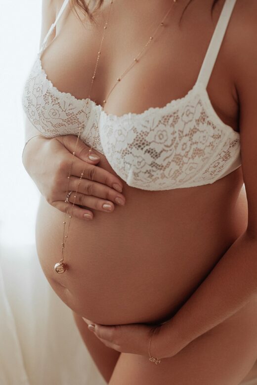 S&#x00E9;ance&#x20;Photo&#x20;Grossesse&#x20;&#x00E0;&#x20;Nice&#x20;&#x3A;&#x20;Immortalisez&#x20;Ce&#x20;Moment&#x20;Unique&#x20;avec&#x20;La&#x20;Palette&#x20;d&amp;&#x23;8217&#x3B;Elodie